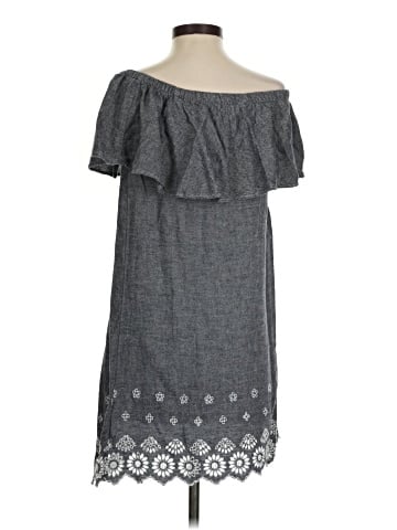 Old Navy Casual Dress (view 2)