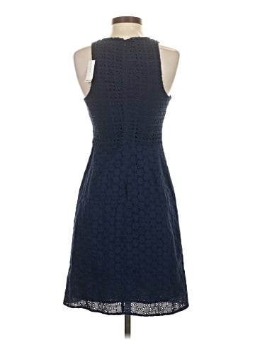 Old Navy Casual Dress (view 2)
