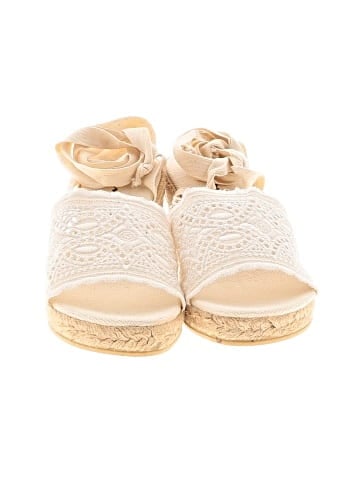 Nina Wedges (view 2)