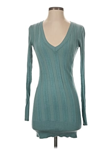Patty Boutik Pullover Sweater (view 1)