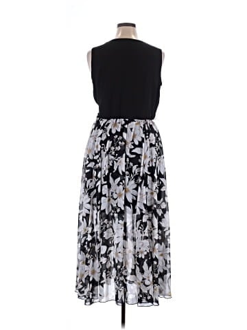 En Focus Cocktail Dress (view 2)