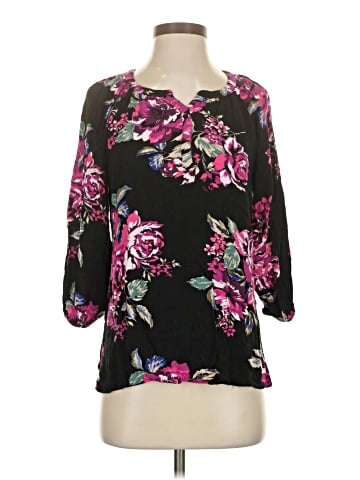 The Pioneer Woman 3/4 Sleeve Blouse (view 1)