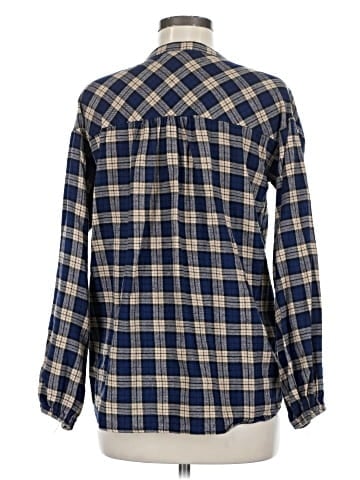 Weekend Suzanne Betro Long Sleeve Henley (view 2)