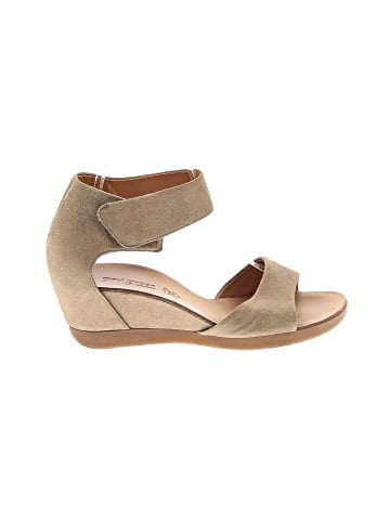 Paul Green Wedges (view 1)