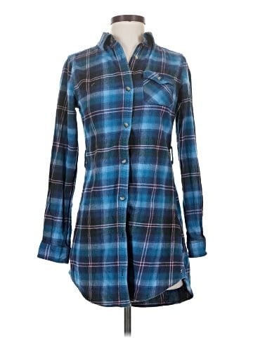 Legendary Whitetails Long Sleeve Button-Down Shirt (view 1)