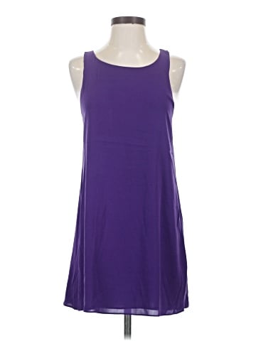 Alice + Olivia Casual Dress (view 1)