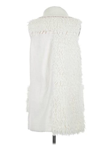 Saturday Sunday Faux Fur Vest (view 2)