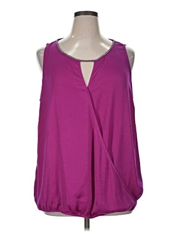 Jennifer Lopez Sleeveless Blouse (view 1)