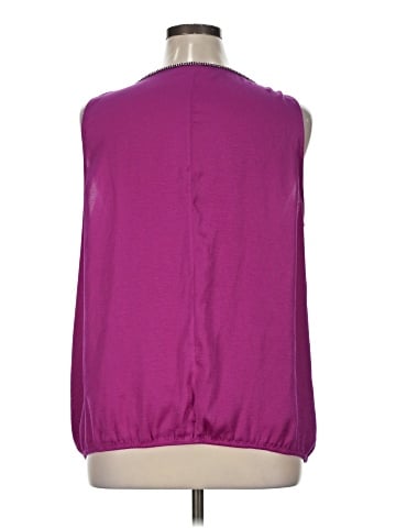 Jennifer Lopez Sleeveless Blouse (view 2)