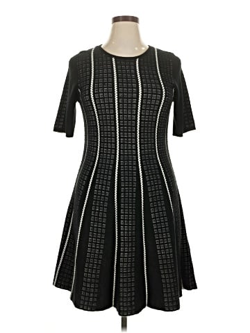 Sandra Darren Casual Dress (view 1)