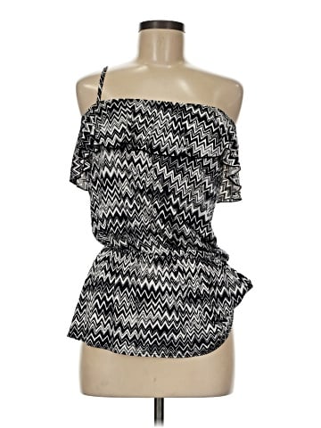 B.wear Sleeveless Top (view 1)