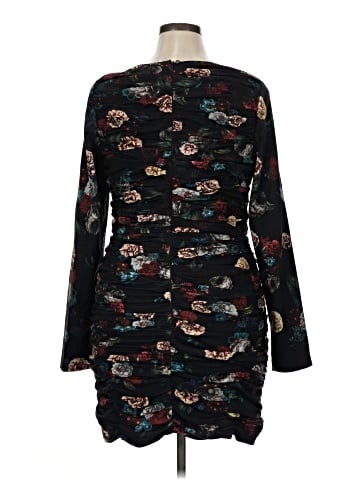 Slate & Willow Casual Dress (view 2)