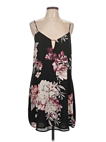 Socialite Sleeveless Blouse (view 1)