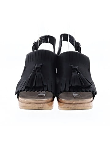 No.6 Store Wedges (view 2)