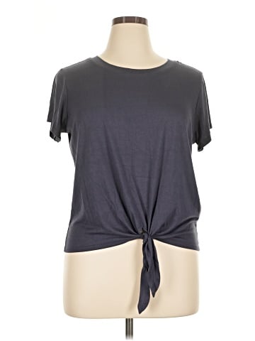 GAIAM Short Sleeve Top (view 1)