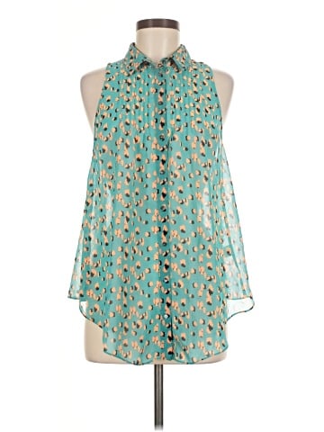 Zoa Sleeveless Blouse (view 1)