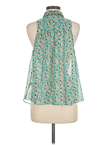 Zoa Sleeveless Blouse (view 2)