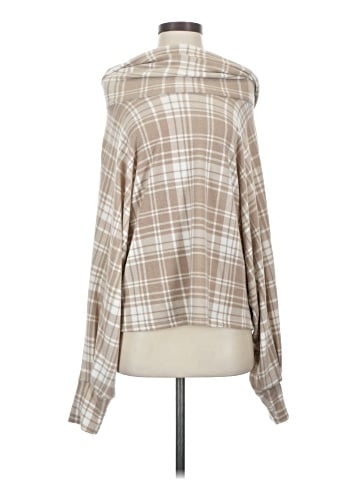 Millibon Poncho (view 1)
