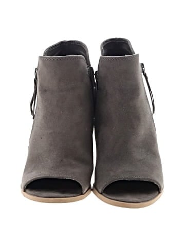Universal Thread Ankle Boots (view 2)