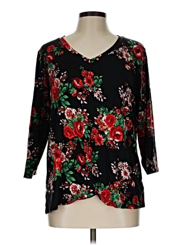 The Pioneer Woman 3/4 Sleeve Blouse (view 1)