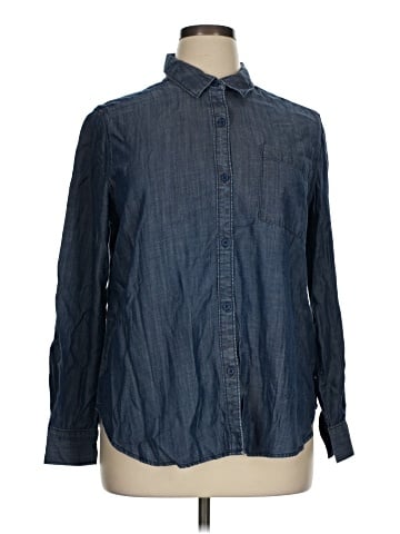 Liz Claiborne Long Sleeve Button-Down Shirt (view 1)