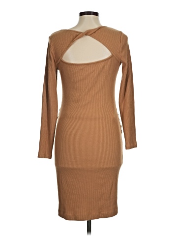 Old Navy Casual Dress (view 2)