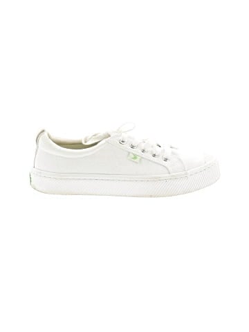 Cariuma Sneakers (view 1)