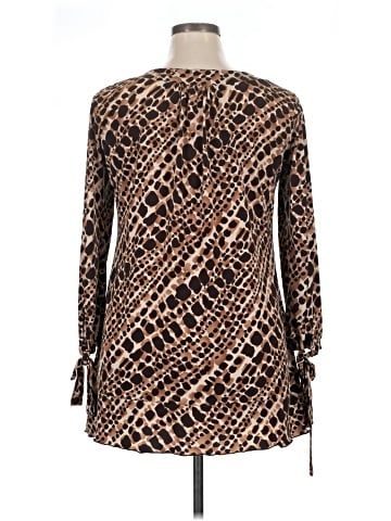 Cocomo 3/4 Sleeve Blouse (view 2)