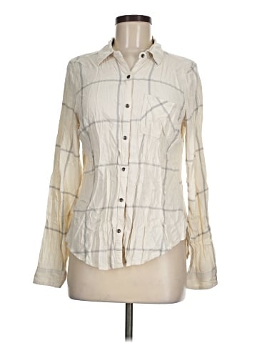 Maurices Long Sleeve Button-Down Shirt (view 1)