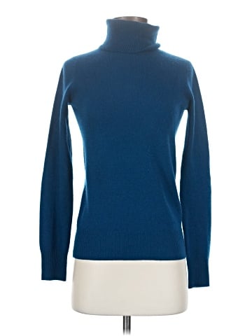 Neiman Marcus Cashmere Pullover Sweater (view 1)