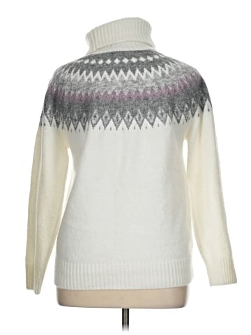 ASPEN Turtleneck Sweater (view 2)