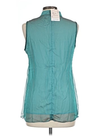 Young Essence Sleeveless T-Shirt (view 2)