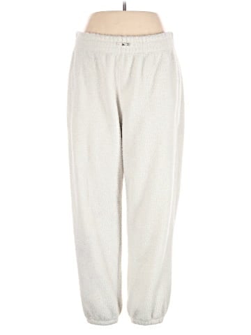 Abercrombie & Fitch Casual Pants (view 1)