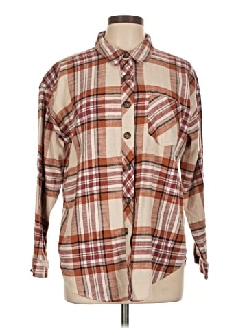 Maurices Long Sleeve Button-Down Shirt (view 1)