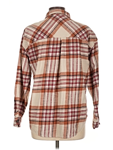 Maurices Long Sleeve Button-Down Shirt (view 2)