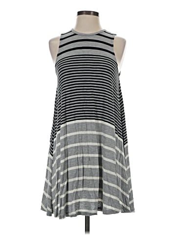 American Eagle Outfitters Casual Dress (view 1)