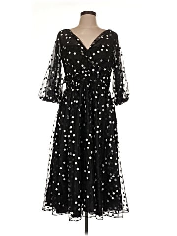 Carmen Marc Valvo Infusion Cocktail Dress (view 1)