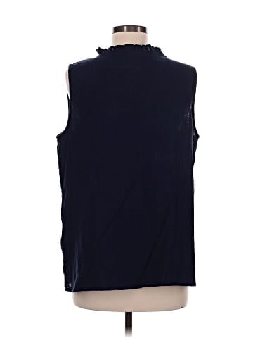 Liz Claiborne Sleeveless Button-Down Shirt (view 2)