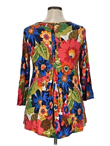 Cable & Gauge 3/4 Sleeve Blouse (view 2)