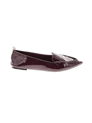 Lulus Flats (view 1)