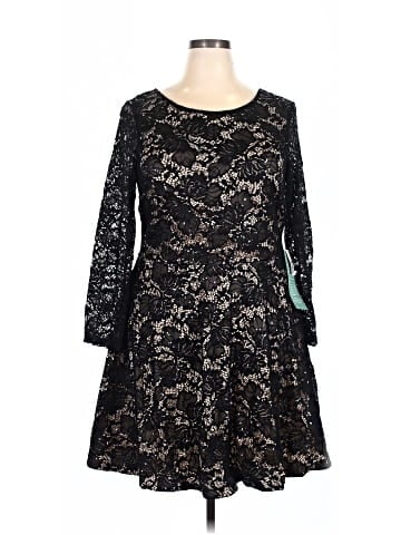 B. Smart Cocktail Dress (view 1)
