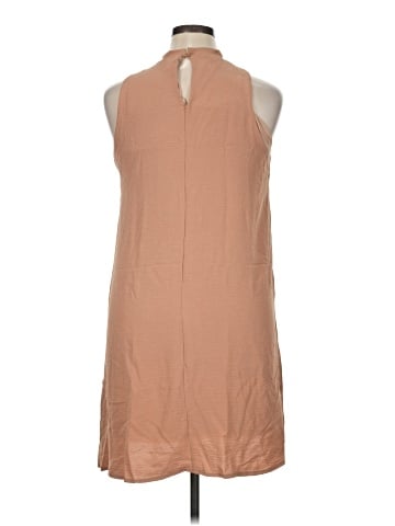 Betsey's Boutique Shop Casual Dress (view 2)