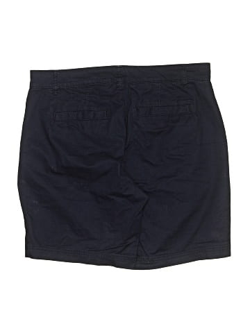 Gap Shorts (view 2)