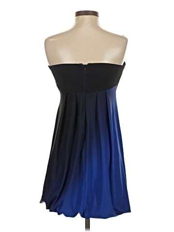 Xscape Sleeveless Top (view 2)