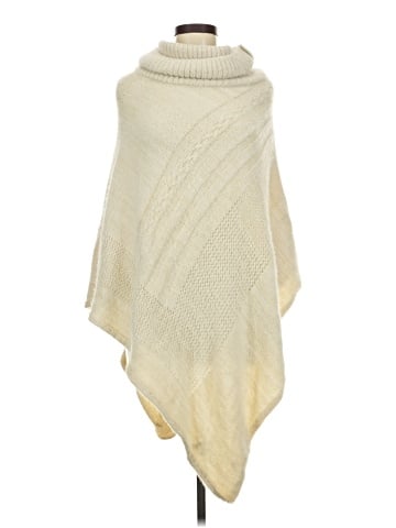 Do Everything in Love Poncho (view 1)