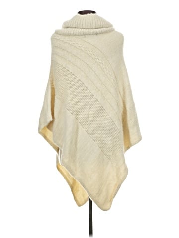 Do Everything in Love Poncho (view 2)