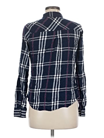 Maurices Long Sleeve Button-Down Shirt (view 2)