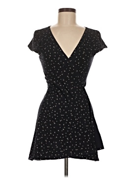 Brandy Melville Juniors' Dresses On Sale Up To 90% Off Retail | ThredUp