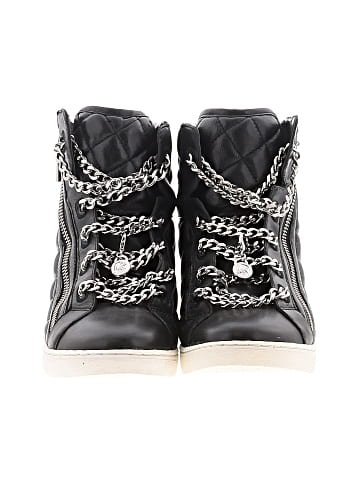 MICHAEL Michael Kors Ankle Boots (view 2)