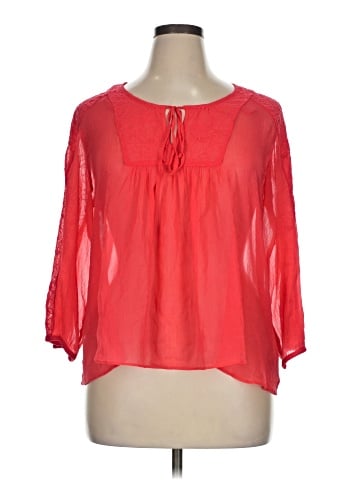 Jessica Simpson 3/4 Sleeve Blouse (view 1)